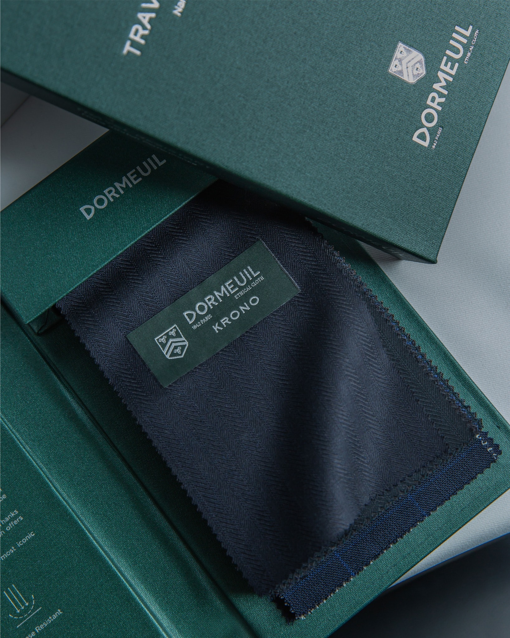 Dormeuil＿獲得皇室認可的「英國面料三劍客」
